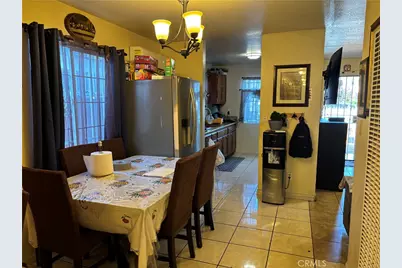 9313 Hickory, Los Angeles, CA 90002 - Photo 9