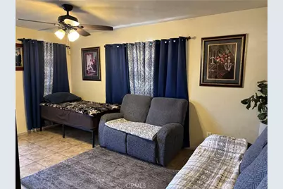 9313 Hickory, Los Angeles, CA 90002 - Photo 13