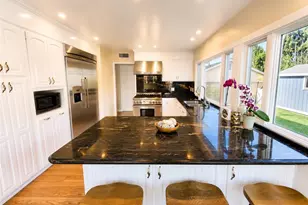 17331 Chapparal, Huntington Beach, CA 92649 - Photo 5