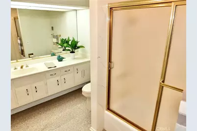 13381 Del Monte Drive #M14-28F, Seal Beach, CA 90740 - Photo 5