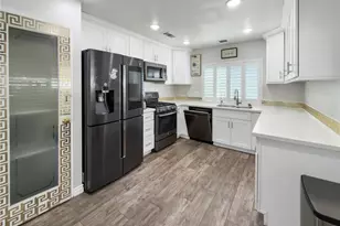 10262 Mandalay Ct, Riverside, CA 92503 - Photo 13