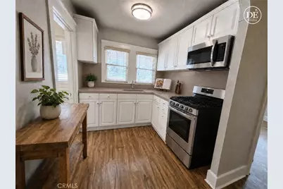 323 W 82nd Street, Los Angeles, CA 90003 - Photo 9