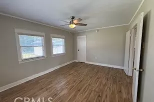 323 W 82nd St, Los Angeles, CA 90003 - Photo 21