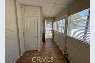 323 W 82nd Street, Los Angeles, CA 90003 - Photo 17