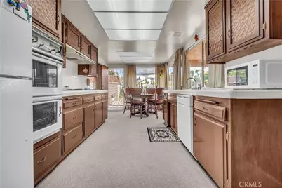 9620 Walnut Street, Bellflower, CA 90706 - Photo 15