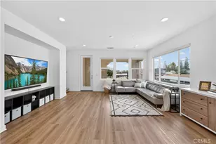 12903 Calabria, La Mirada, CA 90638 - Photo 3