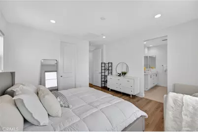 12903 Calabria, La Mirada, CA 90638 - Photo 23