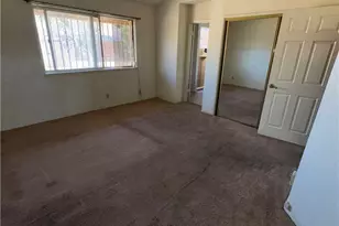 15087 Whitekirk, Victorville, CA 92394 - Photo 9