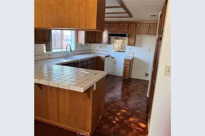 15087 Whitekirk, Victorville, CA 92394 - Photo 3