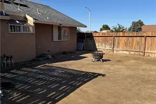 15087 Whitekirk, Victorville, CA 92394 - Photo 15
