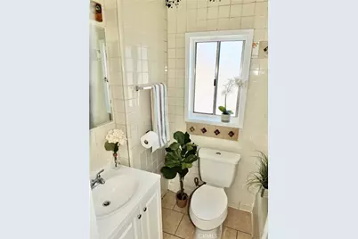 4451 E Goldfield Avenue, Long Beach, CA 90807 - Photo 9