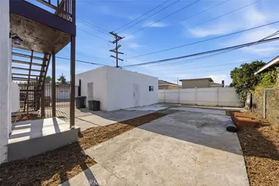351 W Magnolia, Compton, CA 90220 - Photo 37