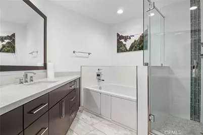 1310 E Ocean, Long Beach, CA 90802 - Photo 15