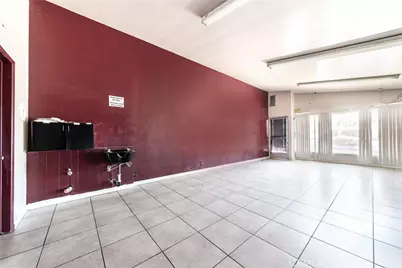 13175 Blvd. Paramount, South Gate, CA 90280 - Photo 15