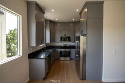 1056 Hoffman, Long Beach, CA 90813 - Photo 9
