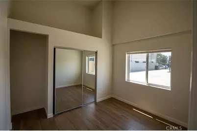 1056 Hoffman, Long Beach, CA 90813 - Photo 27