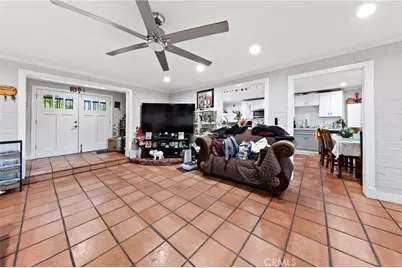 13441 Fenton, Sylmar, CA 91342 - Photo 17