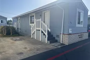 2060 Newport Ave, Costa Mesa, CA 92626 - Photo 1