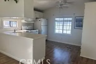 2060 Newport Ave, Costa Mesa, CA 92626 - Photo 5