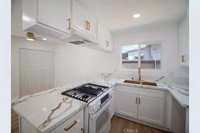 5865 South Flower Street, Los Angeles, CA 90003 - Photo 3