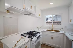 5865 S Flower St, Los Angeles, CA 90003 - Photo 3