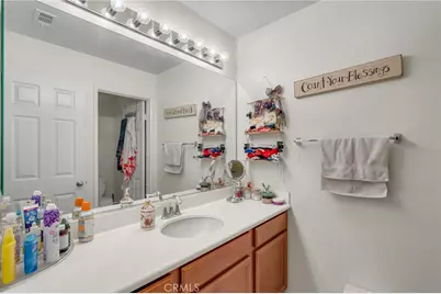 1082 Venice, Upland, CA 91786 - Photo 33
