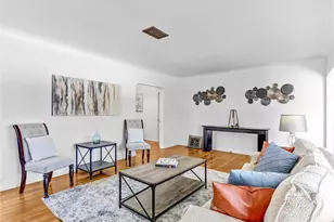 9647 S Harvard, Los Angeles, CA 90047 - Photo 19