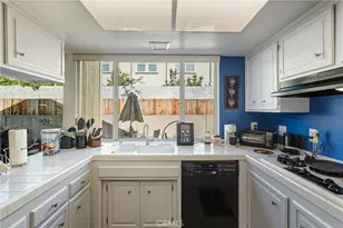 5457 Oxford Dr, Cypress, CA 90630 - Photo 9