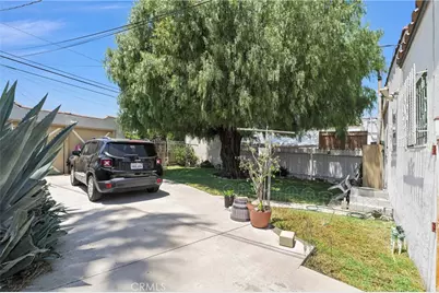 7527 S Hobart, Los Angeles, CA 90047 - Photo 11