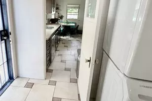 3722 Somerset, Los Angeles, CA 90016 - Photo 31