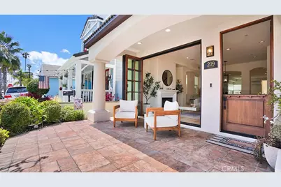 209 6th, Seal Beach, CA 90740 - Photo 3