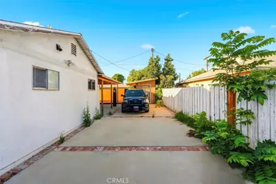 8225 Encino, Northridge, CA 91325 - Photo 37