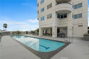 525 E Seaside Way, Long Beach, CA 90802 - Photo 39