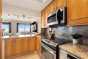 525 E Seaside Way, Long Beach, CA 90802 - Photo 11