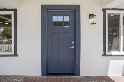 2033 W 76th Street, Los Angeles, CA 90047 - Photo 7
