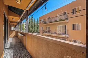 828 N Hudson Ave, Los Angeles, CA 90038 - Photo 11