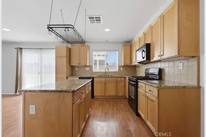 14459 Red Wolf Wy, Victorville, CA 92394 - Photo 7
