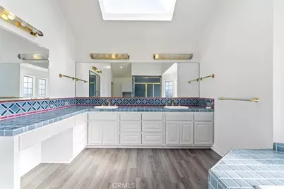 23721 Sarda Road, Valencia, CA 91355 - Photo 35