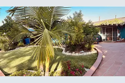 11666 Remington, Sylmar, CA 91342 - Photo 19