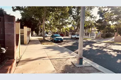 11666 Remington, Sylmar, CA 91342 - Photo 5