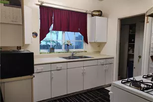 636 E 7th St, Long Beach, CA 90813 - Photo 7