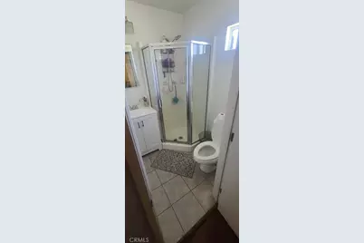 2429 C, Bakersfield, CA 93301 - Photo 13