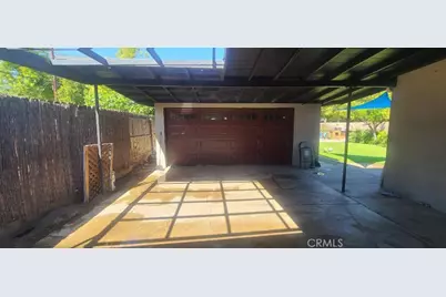 2429 C, Bakersfield, CA 93301 - Photo 19