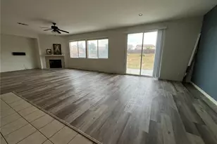 13803 Coolidge, Oak Hills, CA 92344 - Photo 3