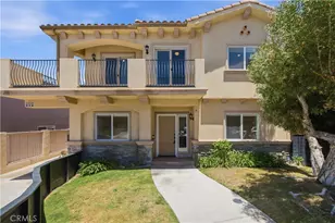 2515 Carnegie Ln, Redondo Beach, CA 90278 - Photo 3
