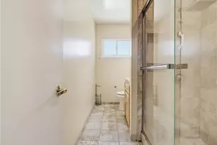 555 W Shadwell, Carson, CA 90745 - Photo 41