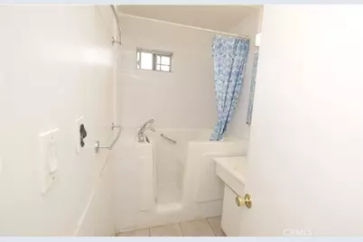 8492 Holder, Buena Park, CA 90620 - Photo 19