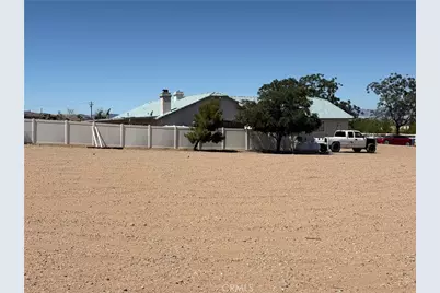 21923 Pacific, Apple Valley, CA 92308 - Photo 7