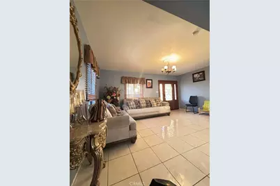 10870 Sampson, Lynwood, CA 90262 - Photo 9