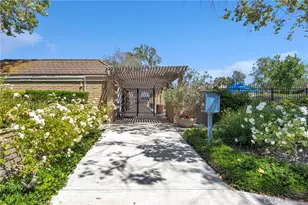 17311 Peach, Irvine, CA 92612 - Photo 39